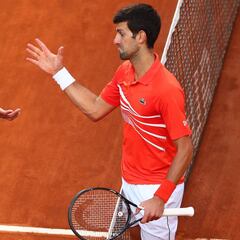 Djokovic: Nadal clear favourite for French Open title