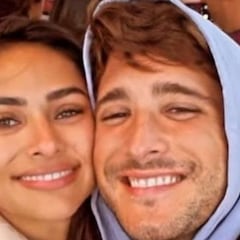 Diego Boneta y Renata Notni comparten romántica cena en Turquía