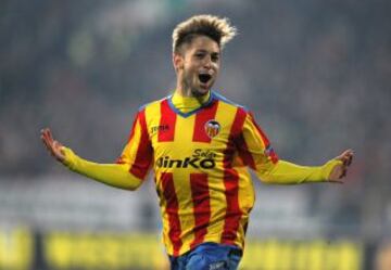 El centrocampista argentino del Valencia Fede Cartabia celebra después de anotar contra el PFC Ludogorets