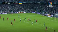 Imagina silenciar al estadio del eterno rival con esto: golazo descomunal del Sevilla