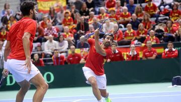 Los López naufragan y obligan a España a ganar dos partidos