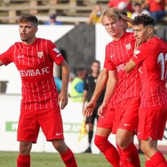 Bono deja claro su estatus y conserva el triunfo del Sevilla