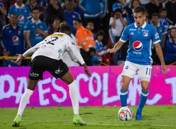 Doblete de Ayron del Valle, uno fue de penal