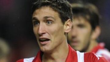 Scepovic, rojiblanco hasta 2018