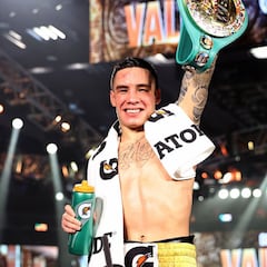 Óscar Valdez podrá defender su Mundial pese a dar positivo