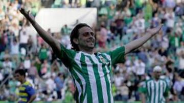 <b>OTRA OPCIÓN. </b>El Betis quiere ceder esta temporada a Sergio García para ahorrarse su salario.