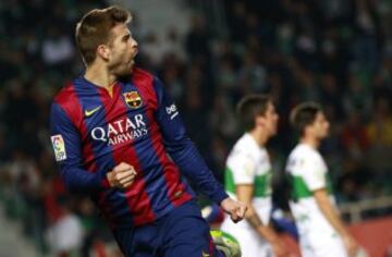 Piqué celebra el 0-1.