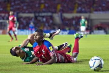 Un partido muy trabado se vivió en el Rommel Fernández en donde la selección mexicana y la canalera no lograron pasar del empate sin goles.