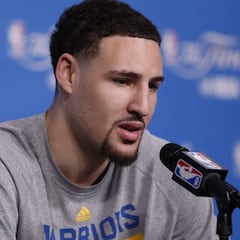Klay Thompson, a LeBron: "Esto es una Liga de hombres"