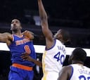 Los Knicks se acercan a los playoffs e incendian el Oeste
