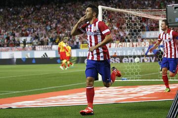 El primer gol de Villa con la camiseta del Atlético llegó en el partido de ida de la Supercopa de España ante el Barcelona