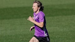 Real Madrid's Luka Modric called up for Croatia squad