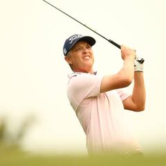 Matt Jones tiene 3 golpes de margen para la victoria