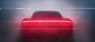 Si te compras un coche eléctrico silencioso, deberá hacer ruido según la Ley