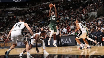 NBA: Bucks back to winning ways, Clippers lose again