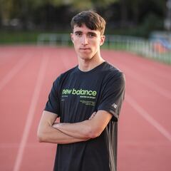 Àlex Pintado ficha por New Balance