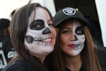 El color de la afición de la NFL en en el Estadio Azteca