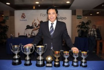 Hugo ganó 11 trofeos con el Real Madrid, incluyendo cuatro Pichichis, la Liga de España y la Copa del Rey