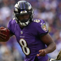 Baltimore Ravens' Lamar Jackson makes NFL quarterback history