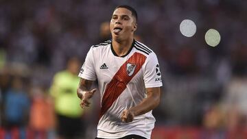 Quintero sigue coqueteando con River: "Llegó el regalo"