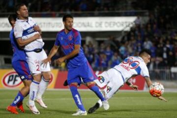 Católica se quedó con el clásico frente a la U en la Copa Chile