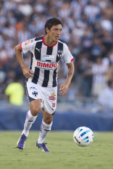 El argentino Neri Cardozo fue campeón continental en 2007 con Boca Juniors. Llegó a México en 2009 para incorporarse a las filas de Jaguares, club en el que militó los dos torneos de aquel año. Desde el Bicentenario 2010 defiende la camiseta de los Rayados del Monterrey, con quienes ha conquistado un título de Liga y tres de Concacaf.