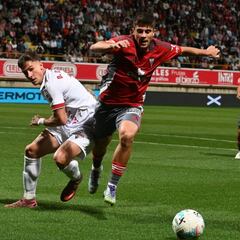 Lorenzo Aguado debuta como titular en el Albacete dejando buenas sensaciones