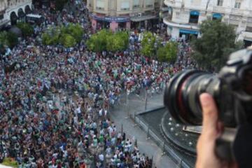 Celebración en las calles de córdoba por el ascenso de su equipo a primera división