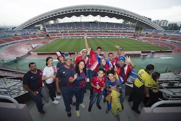 La pasión y el color del Costa Rica vs México en imágenes