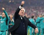 Viral clip of Ancelotti singing mid-flight