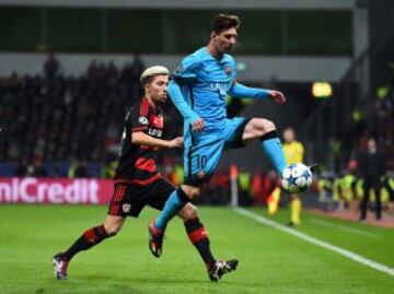 .Lionel Messi y Kevin Kampl.