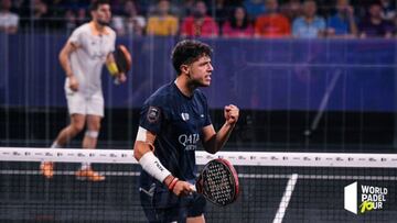 Tapia celebra un punto en la semifinal,