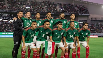 Jugadores de la Selección Mexicana previo al partido contra Guatemala.