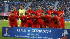 Futbol, Chile vs Alemania
 El equipo de la seleccion chilena posa para los fotografos antes del partido final de la Copa Confederaciones contra Alemania disputado en el estadio Kretovsky de San Petersburgo, Rusia.
 02/07/2017
 Andres Pina/Photosport
 ********
 
 Football, Chile vs Germany
 Chile&#039;s team pose for photographers prior to the Confederations Cup final football match against Germany at the Kretovsky stadium in Saint Peterburg, Russia.
 02/07/2017
 Andres Pina/Photosport