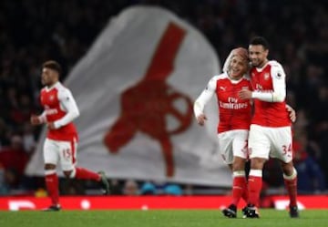 Alexis Sánchez nuevamente fue figura en Arsenal. 