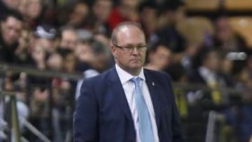 <b>MAL MOMENTO. </b>Pepe Mel busca soluciones para su equipo.