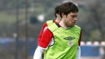 Yeste y Muñoz, que se estrena, entran en la lista por Muniain y De Cerio