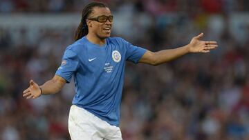 El exjugador holandés, Edgar Davids, durante un partido benéfico.