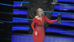 La cantante Rigoberta Bandini recoge el premio Goya a Mejor Canción Original por 'Solo quiero amor' durante la gala de la 38 edición de los Premios Goya, en el Auditorio Feria de Valladolid, a 10 de febrero de 2024, en Valladolid, Castilla y León (España). La Academia celebra la calidad del cine español con la entrega de los Premios Goya, los más importantes del cine español, a los mejores profesionales de cada una de las especialidades técnicas y creativas. A lo largo de su historia, la Academia ha reconocido con el Goya, o con su nominación, el trabajo tanto de técnicos, profesionales anónimos para el gran público, como de grandes estrellas españolas e internacionales.
10 FEBRERO 2024;VALLADOLID;CASTILLA Y LEON;GALA GOYA;GOYA 2024;38 EDICION
José Oliva / Europa Press
10/02/2024