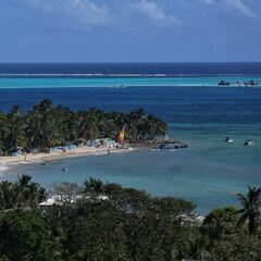 La revolucionaria tecnología con la que están convirtiendo la basura de la isla de San Andrés en material de construcción