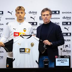 Iván Jaime: “Estoy aquí porque el Valencia es el Valencia”