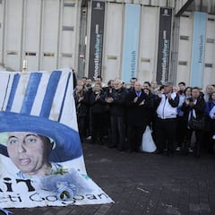 El homenaje a Aitor Zabaleta, antes y después del partido contra el Betis