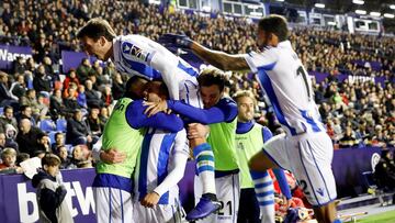 1x1 de la Real: Theo despierta a los txuri-urdin y Juanmi llega a tiempo