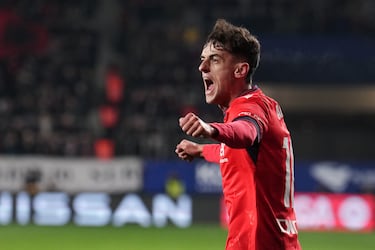 El jugador osasunista hizo un doblete y lideró al equipo navarro en el empate con el Valencia. Su calidad es vital en Osasuna.