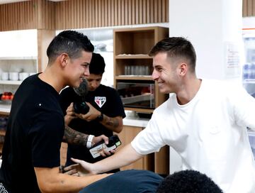 James Rodríguez, volante colombiano, en su primer entrenamiento con Sao Paulo.