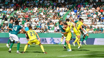 El Racing de Ferrol necesita recuperar su solidez defensiva.