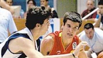 <b>MUCHA PRESIÓN. </b>Israel intentó que España no pudiese pensar.