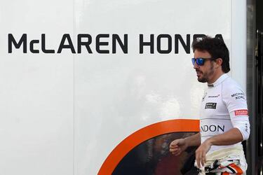 Raikkonen sets new benchmark as McLaren woes continue