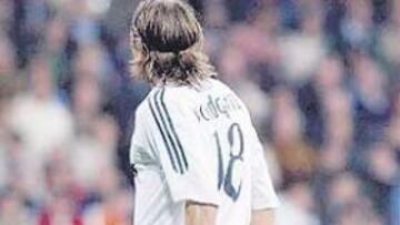 <b>VA A PARAR. </b>Woodgate, lesionado en noviembre ante el Zaragoza.