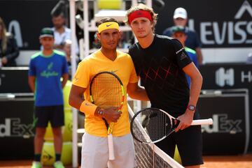 Saludo inicial entre Alexander Zverev y Rafa Nadal